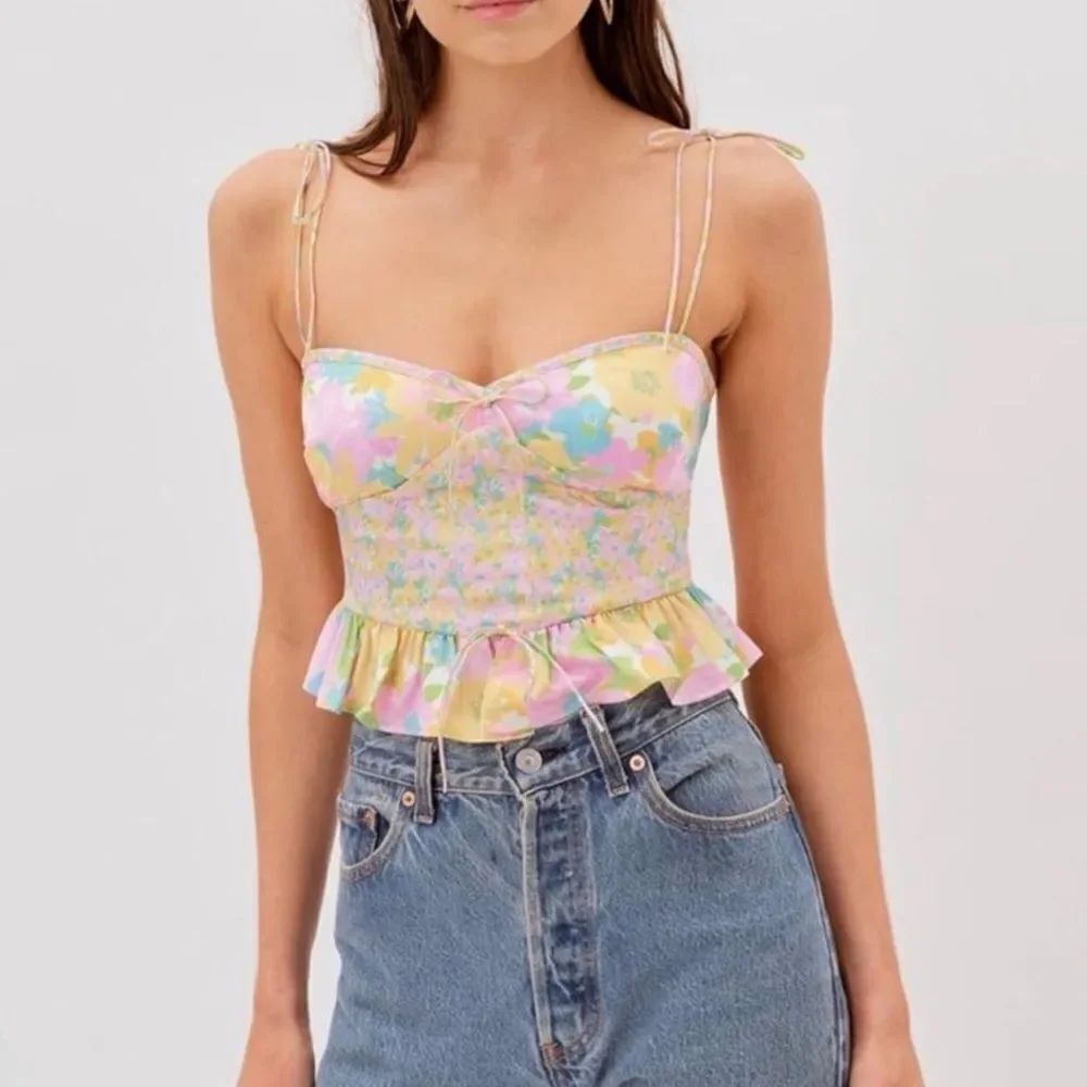 For love and lemons Emily top in pastel size ?